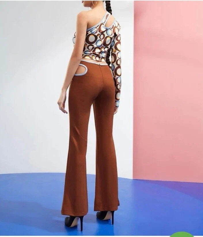 Cutout Flare Set