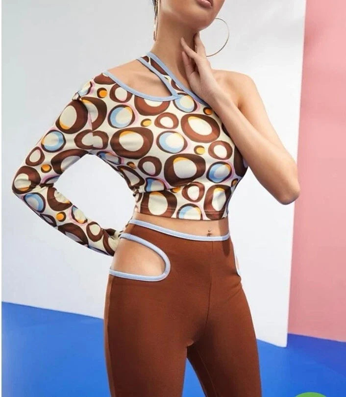 Cutout Flare Set